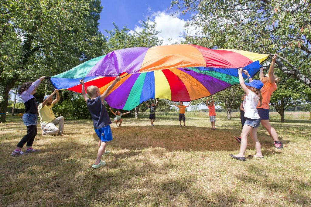 Camping Officiel Siblu Domaine De Dugny Onzain Zewnętrze zdjęcie